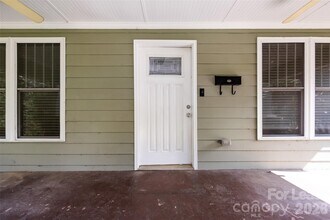 1225 Kennon St in Charlotte, NC - Building Photo - Building Photo