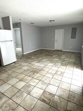 63 N Whitney St in St. Augustine, FL - Building Photo - Building Photo