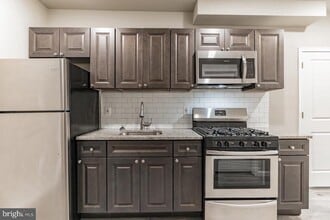 5727 Osage Ave in Philadelphia, PA - Building Photo - Building Photo