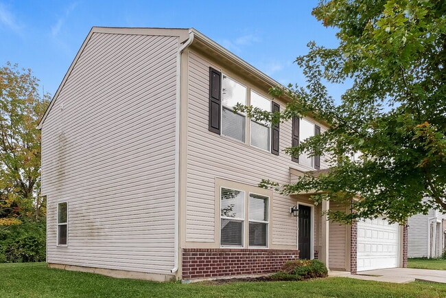 3327 Grove Berry Ln in Indianapolis, IN - Building Photo - Building Photo