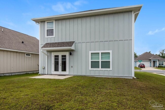 5865 Danbury Blvd in Milton, FL - Building Photo - Building Photo