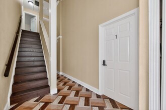 2 Sweetbay Ln in Orlando, FL - Foto de edificio - Building Photo