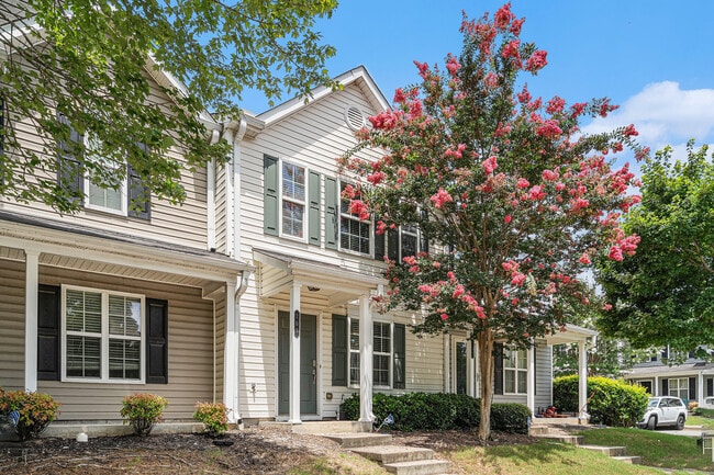 property at 703 Crestwell Cir SW