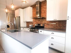 2911 Poplar St in Philadelphia, PA - Building Photo - Building Photo