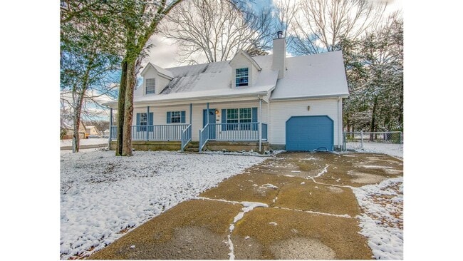 property at 402 Southlake Dr