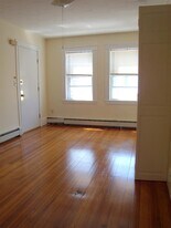 25 Knapp St, Unit 2 in Somerville, MA - Building Photo