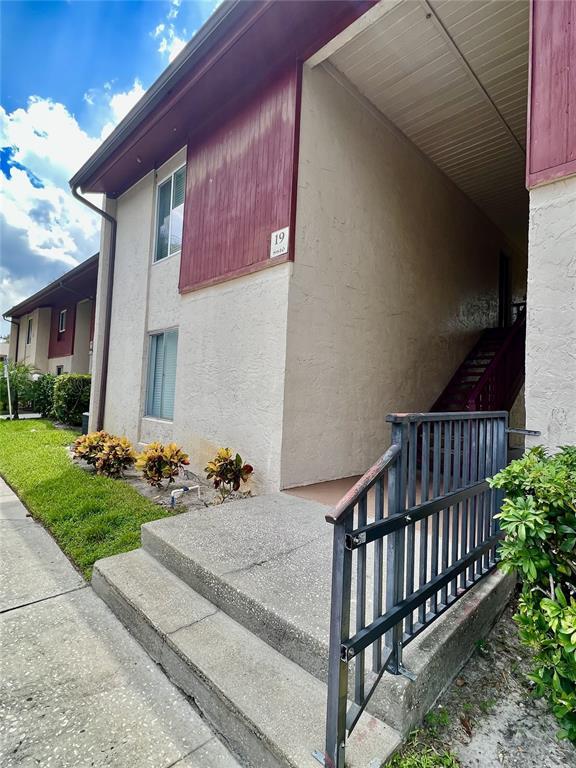 property at 29916 Alta Vita Ln