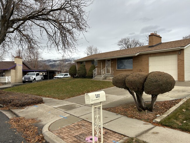 2317 S 250 W in Bountiful, UT - Building Photo - Building Photo