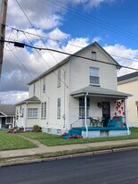 104 W Miller St, Unit Unit 2 in New Castle, PA - Building Photo