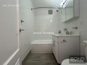 106 E 81st St in New York, NY - Building Photo - Building Photo