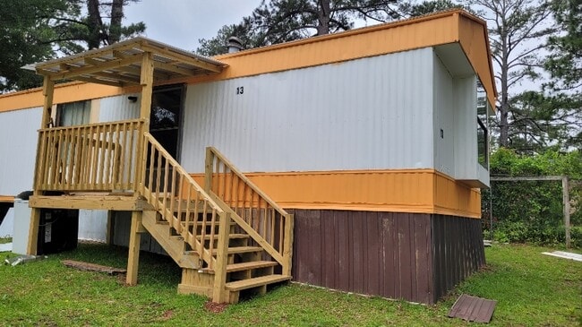 property at 205-437 Holt Ave