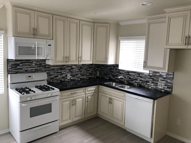 5540 Kinston Ave in Culver City, CA - Building Photo - Building Photo
