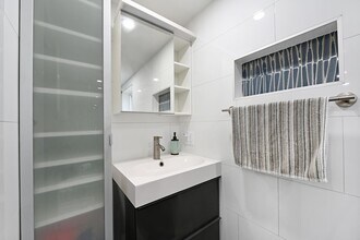 218 73rd St in North Bergen, NJ - Foto de edificio - Building Photo