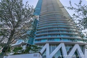 888 Biscayne Blvd, Unit 311 in Miami, FL - Building Photo