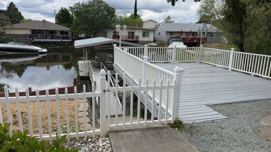 13277 Anchor Village in Clearlake Oaks, CA - Building Photo - Building Photo