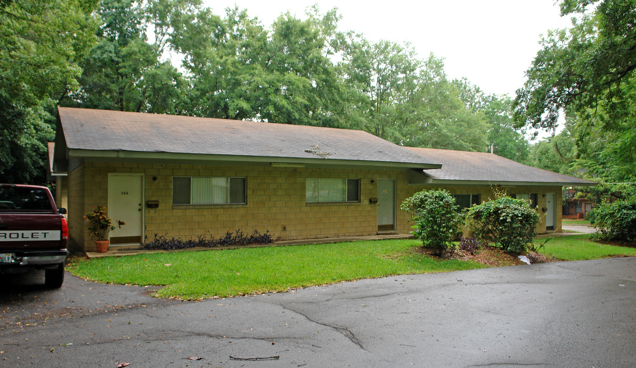 560-574 Miccosukee Rd in Tallahassee, FL - Foto de edificio
