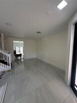 11128 W 32nd Ln in Hialeah, FL - Building Photo