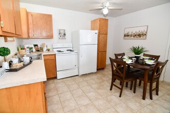 335 N Market St in Madrid, IA - Building Photo - Building Photo