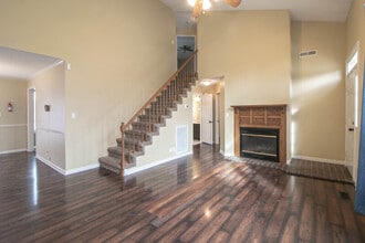 1122 Rosebrook Dr in Clarksville, TN - Building Photo - Building Photo