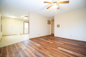 731 Reineck Dr in Toledo, OH - Building Photo - Building Photo