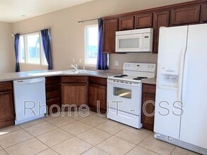 114 Bella Monte Dr in Draper, UT - Building Photo - Building Photo