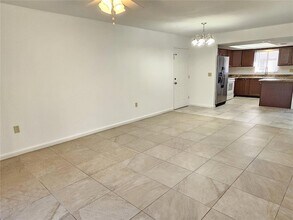 499 Albee Farm Rd in Venice, FL - Foto de edificio - Building Photo