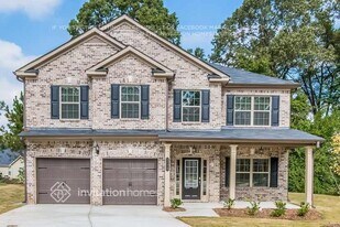 318 Corine Ct in Lawrenceville, GA - Building Photo