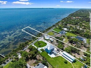 5203 S Indian River Dr in Fort Pierce, FL - Building Photo - Building Photo