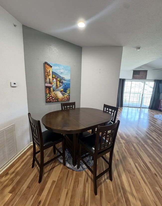 813 Holiday Ridge in Branson, MO - Building Photo - Building Photo
