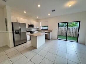 20964 NE 8th Ave in North Miami Beach, FL - Building Photo - Building Photo