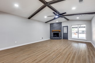 1233 Mill Valley Dr in Plano, TX - Building Photo - Building Photo