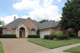 8105 Pecan Ridge Dr in Fort Worth, TX - Building Photo