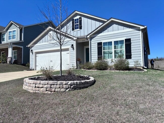 property at 224 Park Crest Run