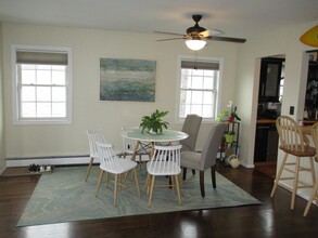 353 E Pine St in Long Beach, NY - Building Photo - Building Photo