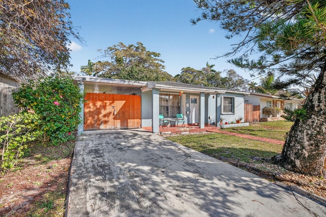 property at 131 SW 7th Terrace