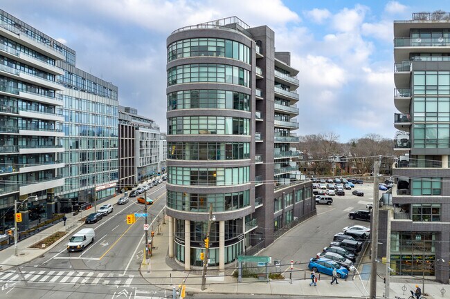 Flatiron Lofts in Toronto, ON - Building Photo - Building Photo