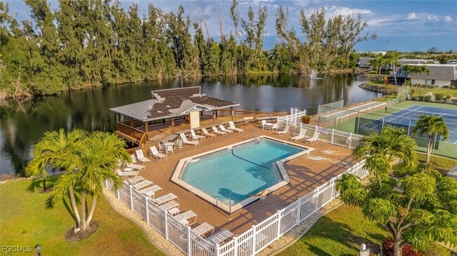 property at 16171 Amberwood Lake Ct