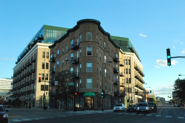 property at 34 S Ashland Ave