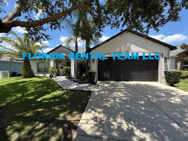 219 Compass Rose Dr in Groveland, FL - Building Photo - Building Photo