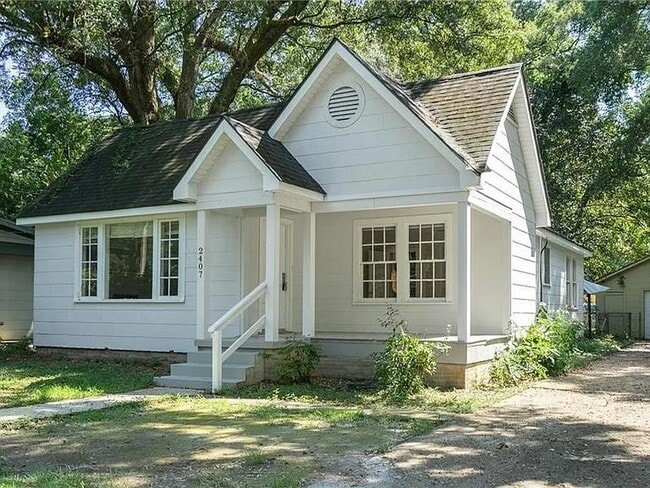 2407 Juanita St in Mobile, AL - Building Photo - Building Photo