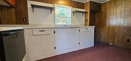 46 Madden Rd in West Brookfield, MA - Building Photo - Building Photo