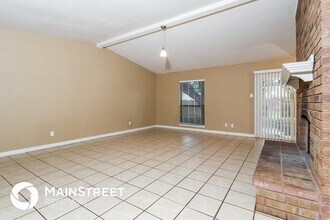 11614 Kilkirk Ln in Dallas, TX - Building Photo - Building Photo