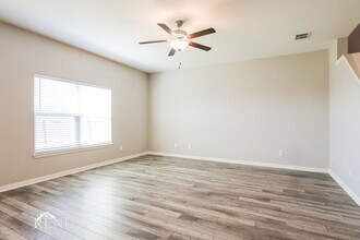 11010 Yonder Flts in Converse, TX - Building Photo - Building Photo