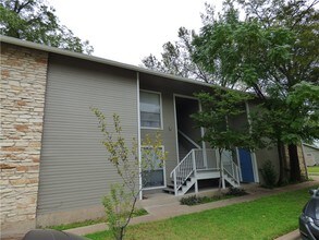 5201 Evans Ave-Unit -C in Austin, TX - Building Photo - Building Photo