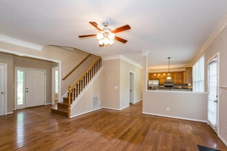 9003 Mapledale Ct in Cornelius, NC - Building Photo - Building Photo