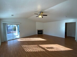 5756 Carmen Rd NW in Albuquerque, NM - Building Photo - Building Photo