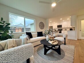 2131 First Ave in Napa, CA - Building Photo - Building Photo