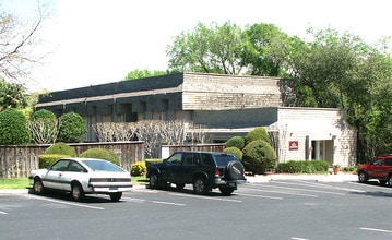 Travis Green Condominiums in Austin, TX - Building Photo - Building Photo