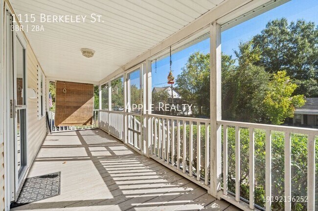 1115 Berkeley St in Durham, NC - Foto de edificio - Building Photo