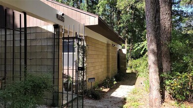 7019 SW 44 Ave in Gainesville, FL - Building Photo - Building Photo